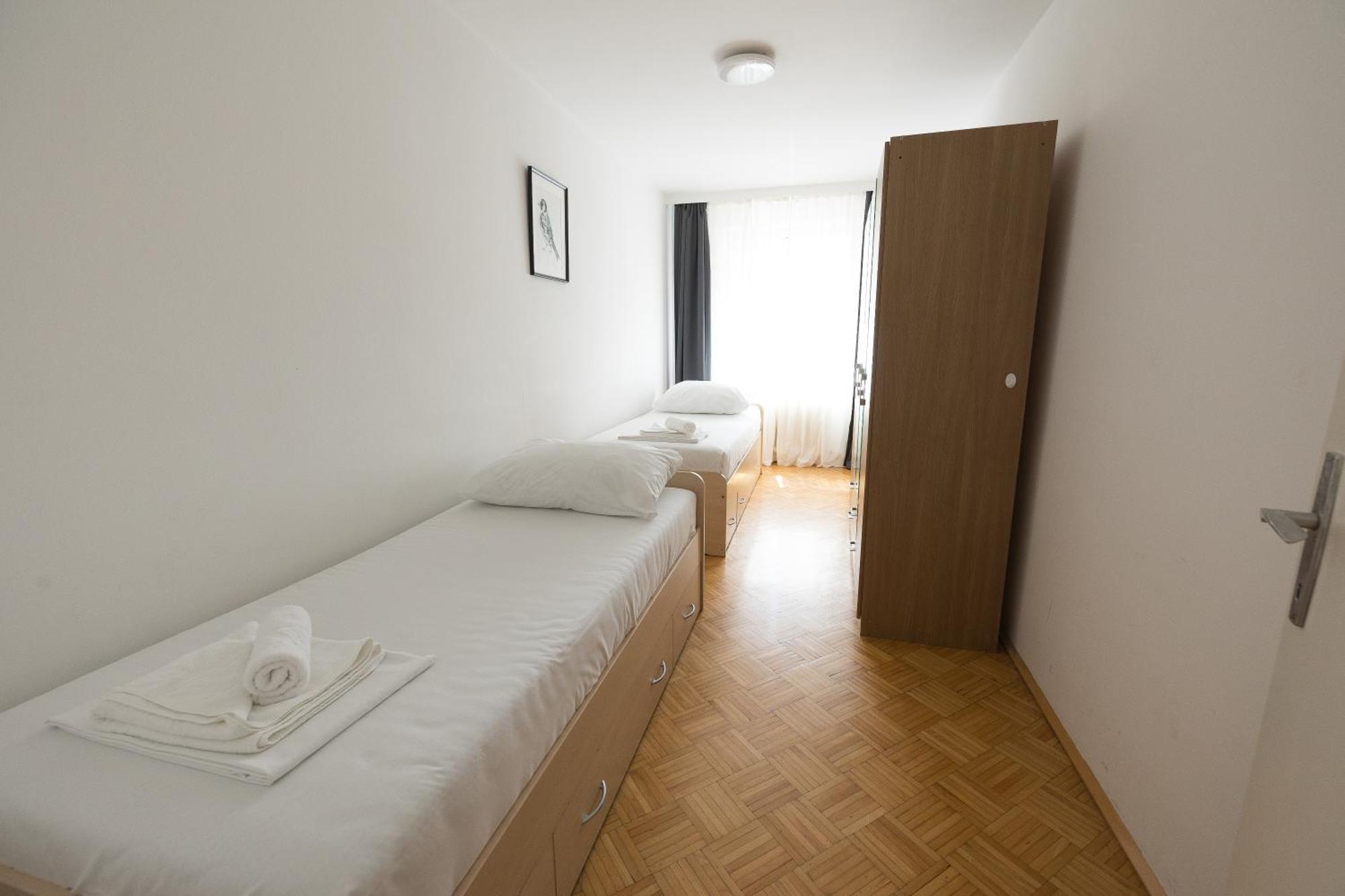 Retro Apartment In The City Center. Вена Экстерьер фото
